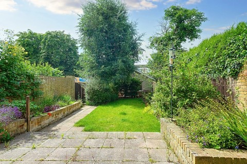 South Primrose Hill, Chelmsford, Essex - EAID:3363689002, BID:1388407