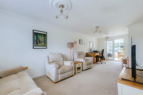 Chancellor Park, Chelmsford, Essex - EAID:3363689002, BID:1388407