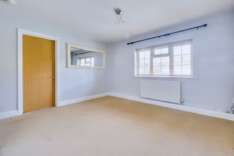 Fourth Avenue, Chelmsford, Essex - EAID:3363689002, BID:1388407