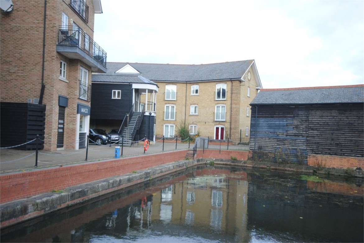 Images for Coates Quay, Chelmsford, Essex EAID:3363689002 BID:1388407